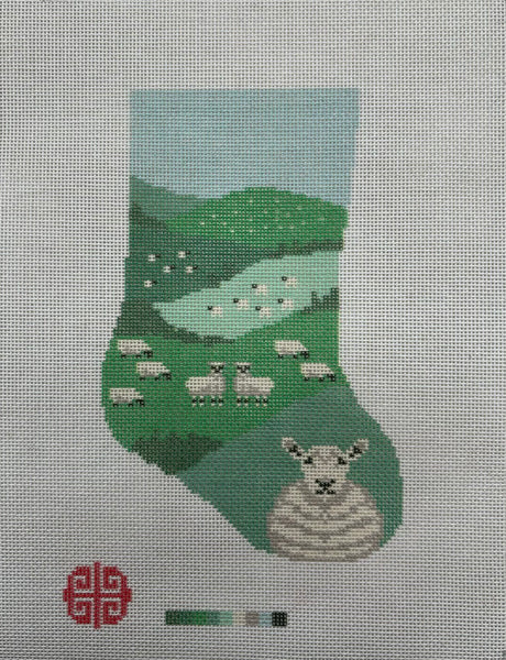 New Arrival : The English Countryside Sheep Mini Stocking 18 mesh
